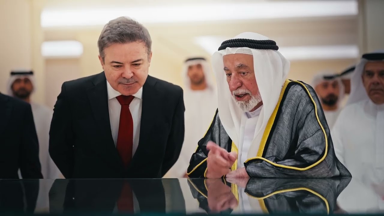 حاكم الشارقة يستقبل وزير الدولة للشؤون الثقافية في البرتغال