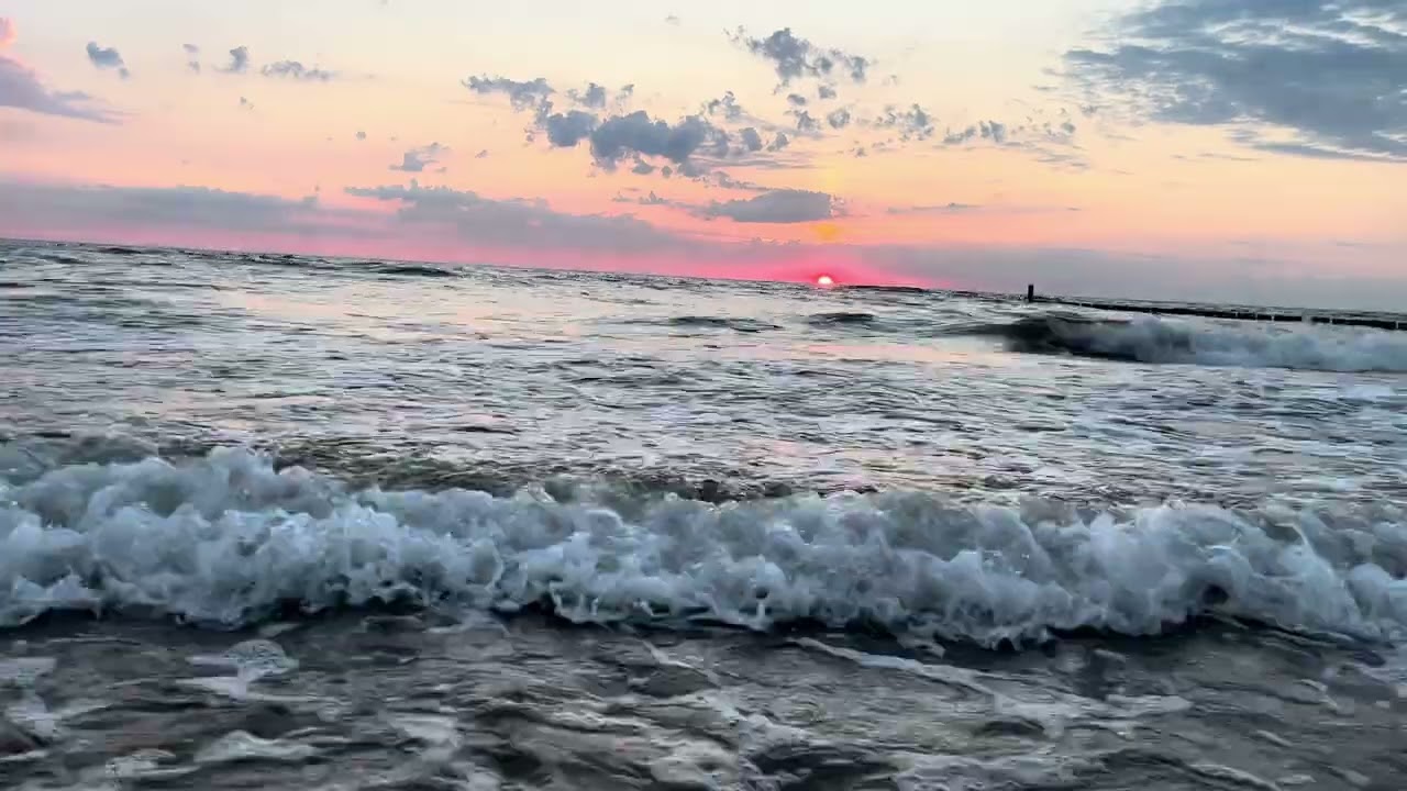 The sound of waves and sunrise - Chałupy 2024 in Poland