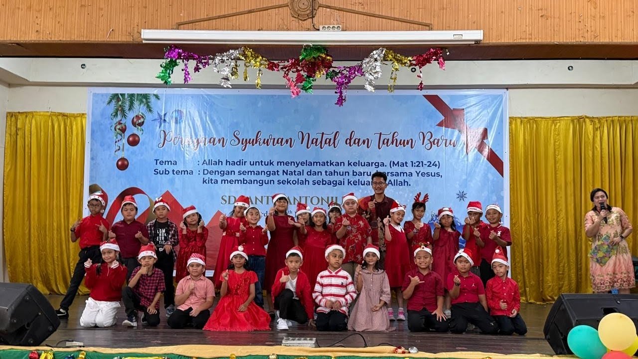Dance Christmast Remix 3B-1 || Acara Syukuran Natal 2025 dan Tahun Baru 2026 #christmas #dance #fyp 