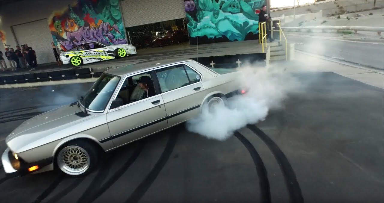 [HOONIGAN] Club Days - Classic BMWs take over the Donut Garage