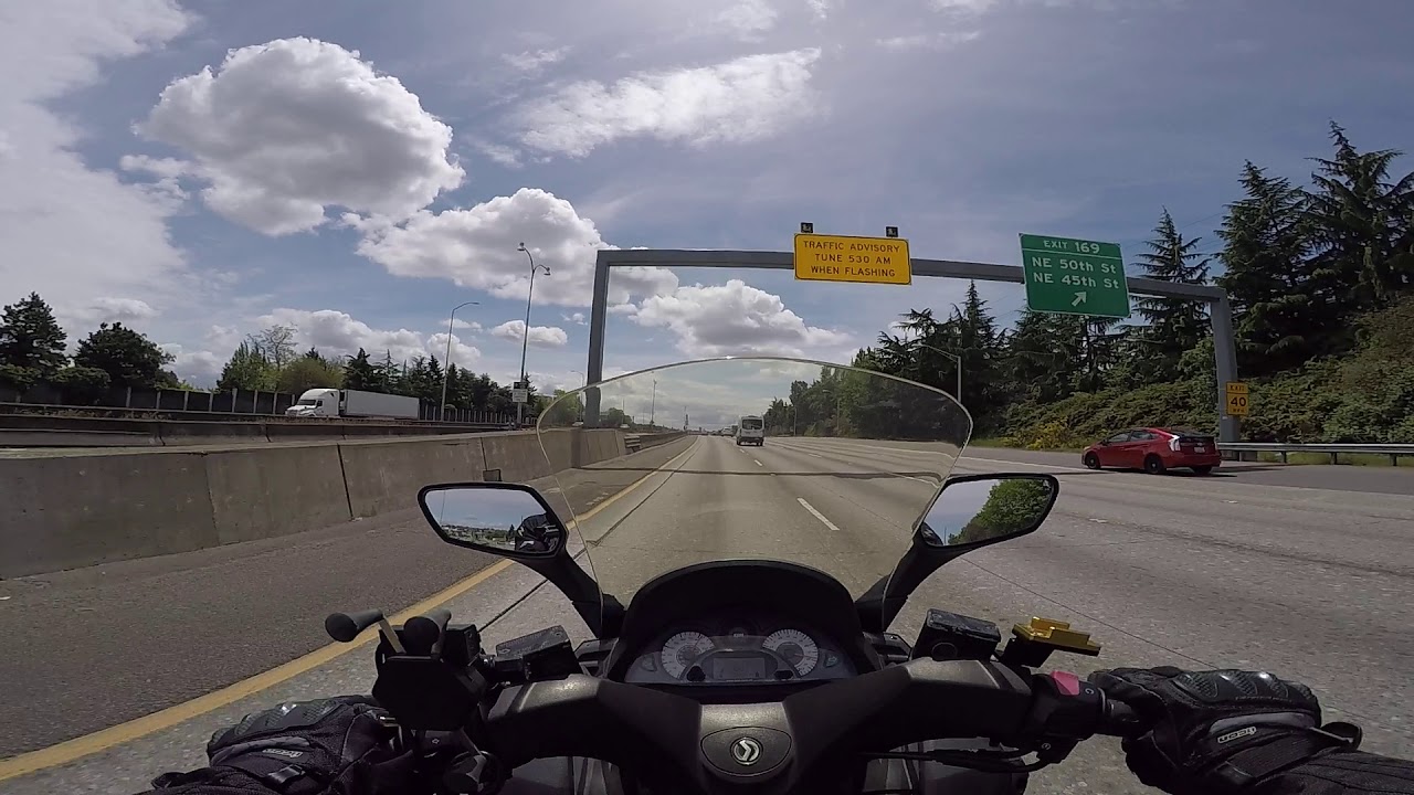 SYM RV250 FREEDOM ON FREEWAY