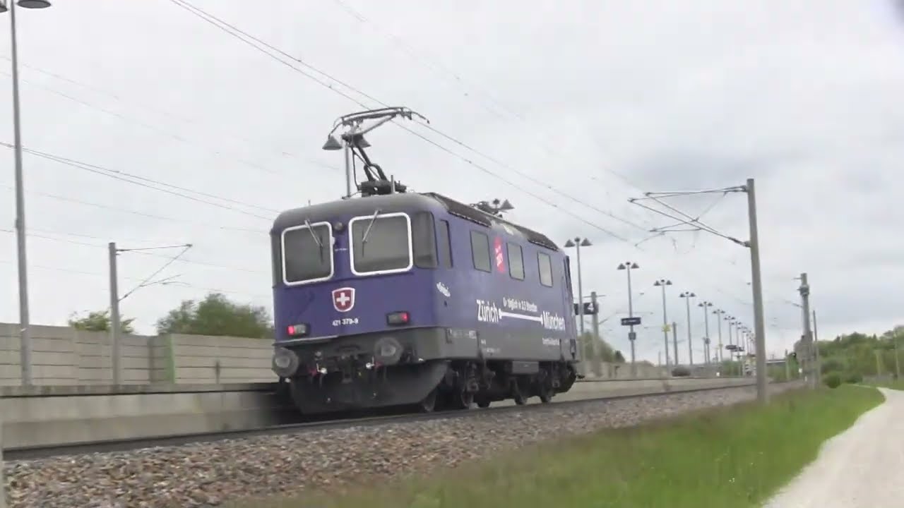 Re 421 379, Railadventure 111 215 + 139 558, Vossloh DE 18, Gleiszug Mering-St. Afra 18.05.2023