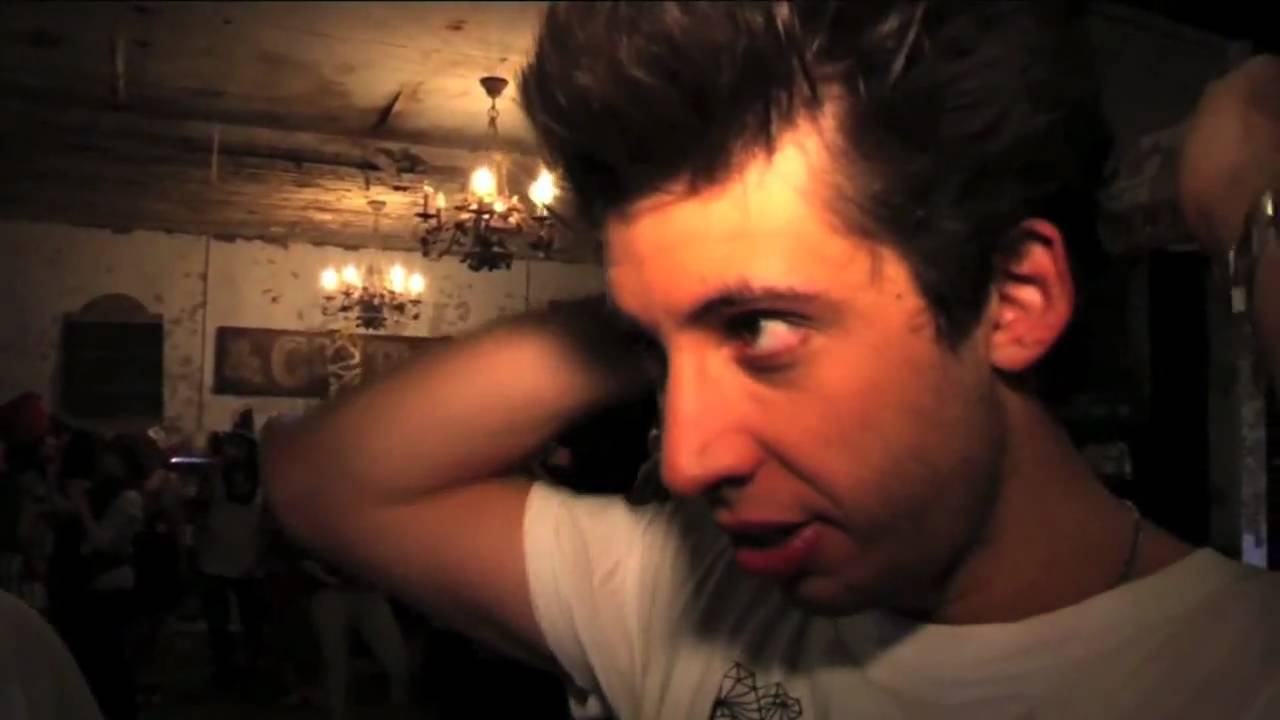 Example - 'Won't Go Quietly' (Official Behind The Scenes)