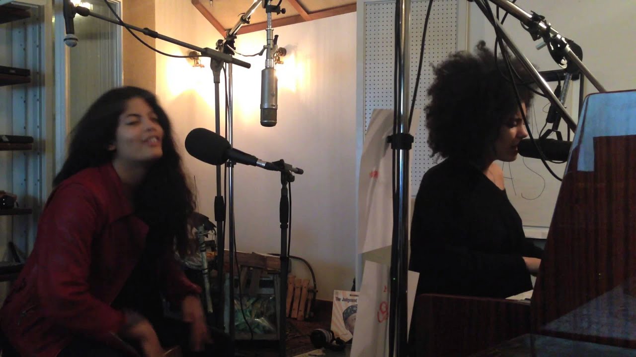 Ibeyi - Exhibit Diaz (aka Better In Tune With The Infinite - Bibo No Aozora)