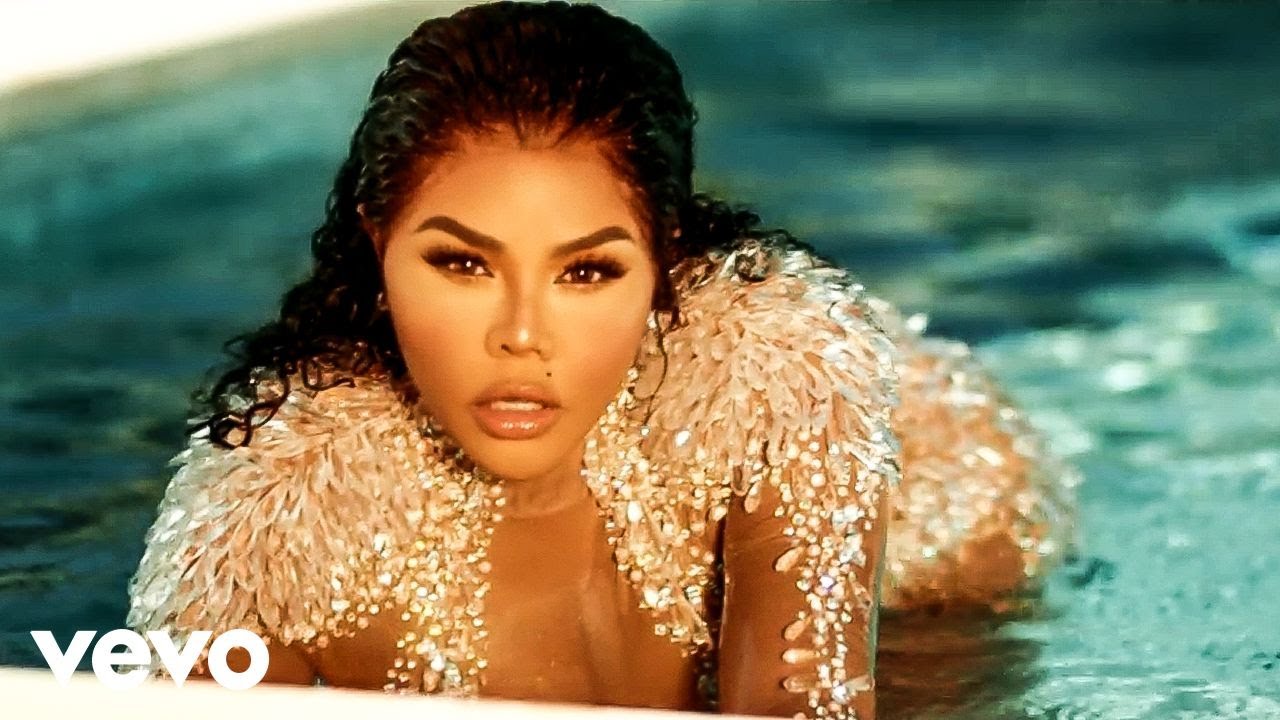 Lil' Kim - Nasty One (Official Music Video)