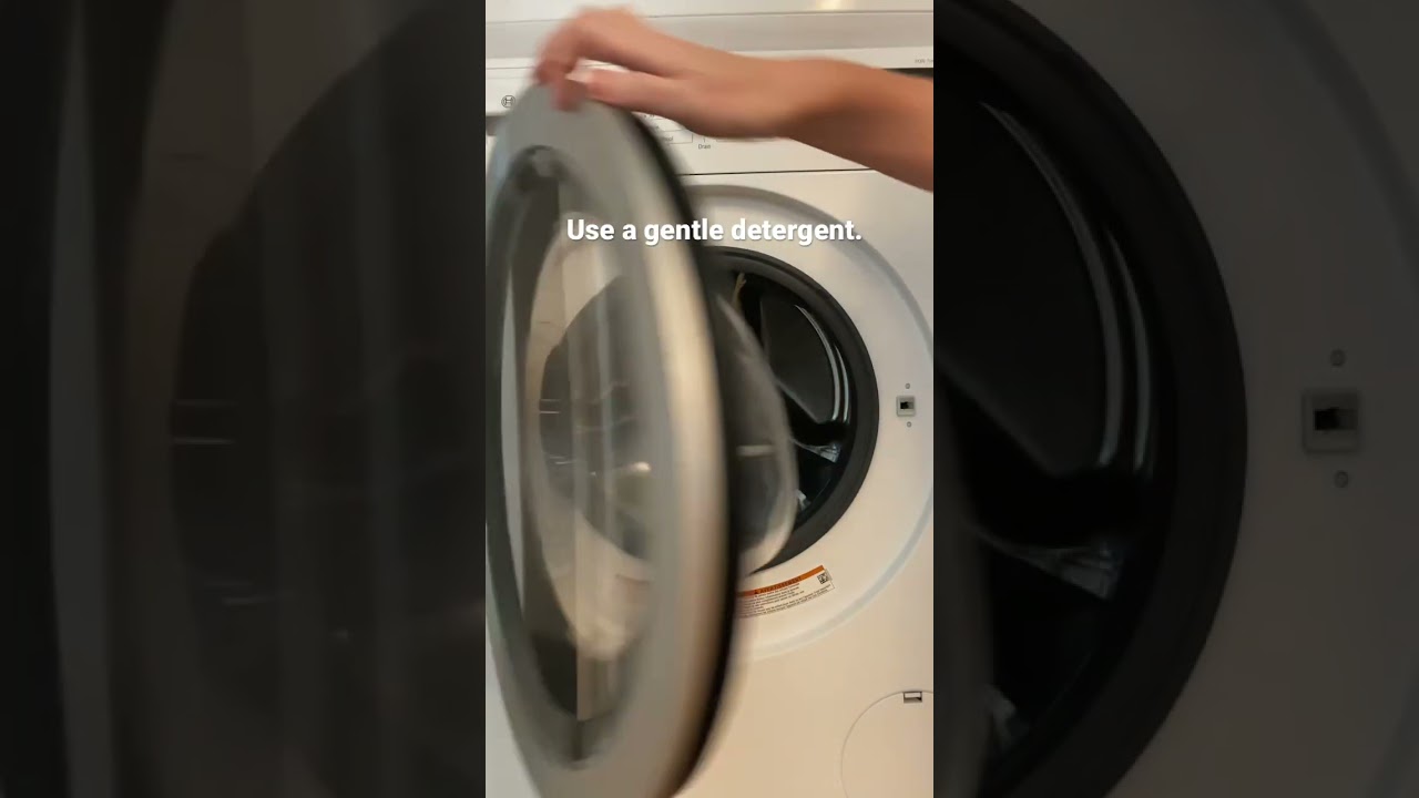 The Best Way to Wash Your Jeans