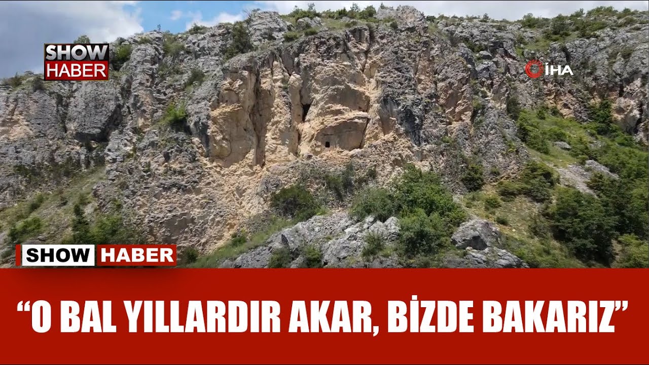 Bütün köy, kayadan akan bu balın peşinde ama bakmakla yetiniyorlar!