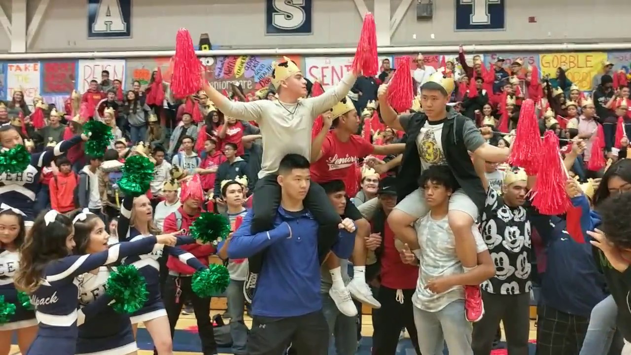 Clovis East Mannequin Challenge 2016