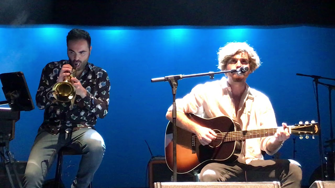 Tu otra bonita - A poco