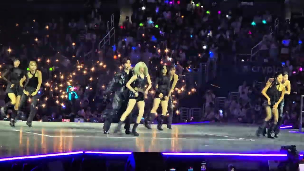 KCONLA FANCAM: Zhang Hao x Yuqi Special Stage