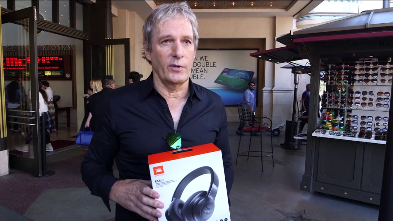Michael Bolton - Surprise Visit to The Grove Los Angeles