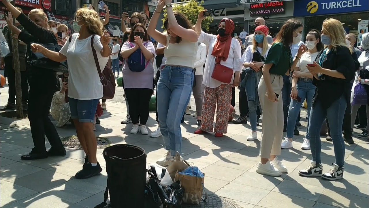 GRUP ŞAMATA'DAN MÜZİK ZİYAFETİ | GÜLÜM BENİM , BEN DE ÖZLEDİM BEN DE