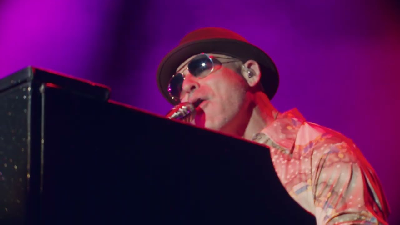 Yacht Rock Revue - 