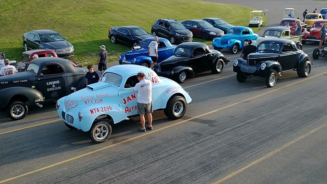 Willys at Gasser Madness!