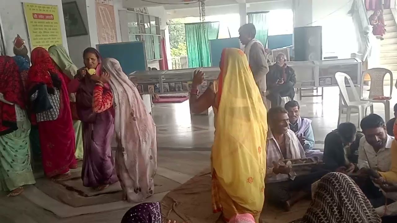 मोहन मुरलिया वारो दिल ले गओ हमारो /स्पेशल कृष्ण भजन/ महिला मंडल द्वारा गया /
