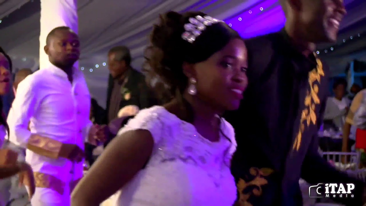 'Ndini ndamubata' best wedding dance