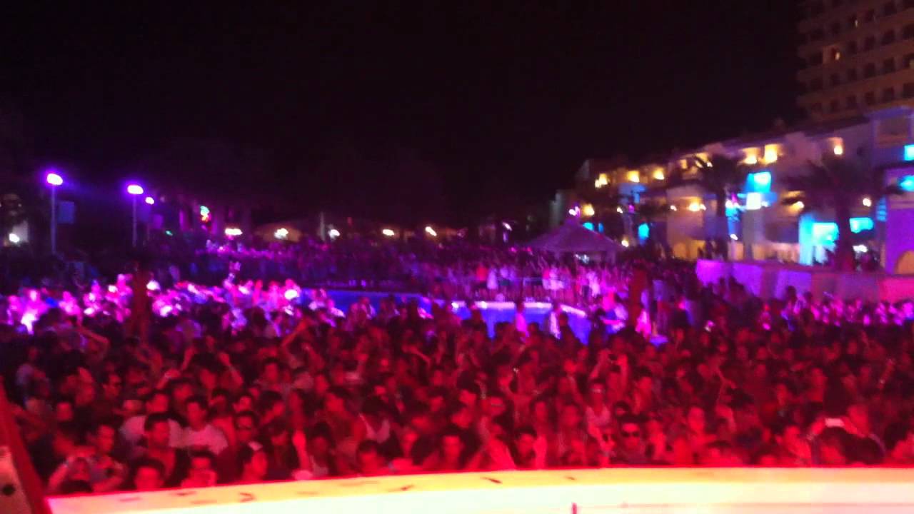 STEVE ANGELLO SWEDISH HOUSE MAFIA 17.08.2011 - USHUAIA IBIZA BEACH HOTEL