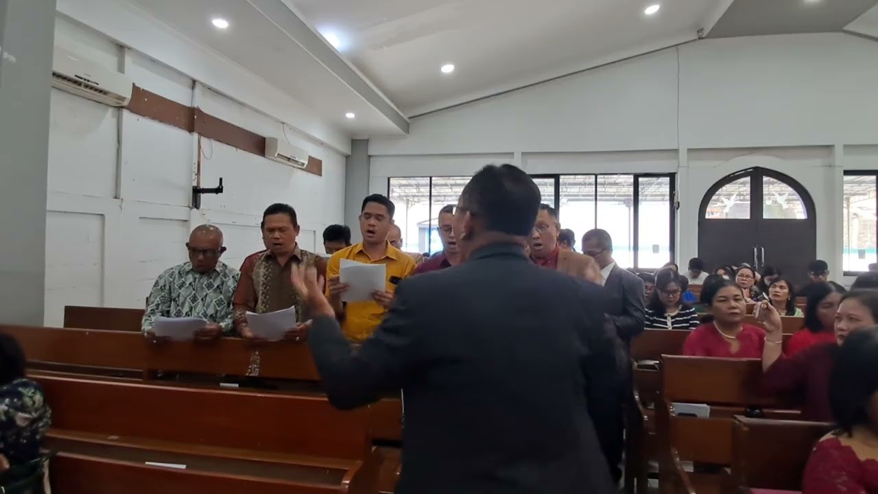 BAGAS UHIRHON TUHAN- Koor Ama Solagracia HKBP Ressort Bintara