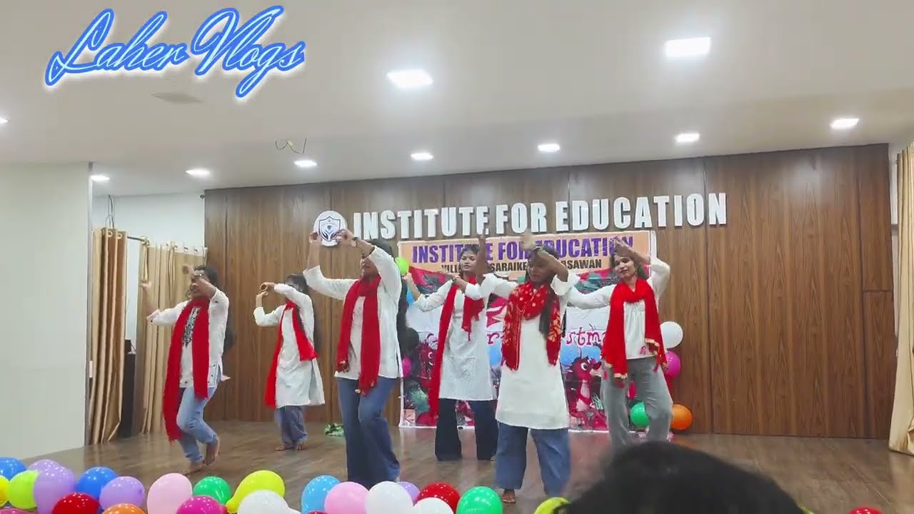 Charni upare ka tara timtim chamkela #dancevideo #youtubevideos #college #collegelife 