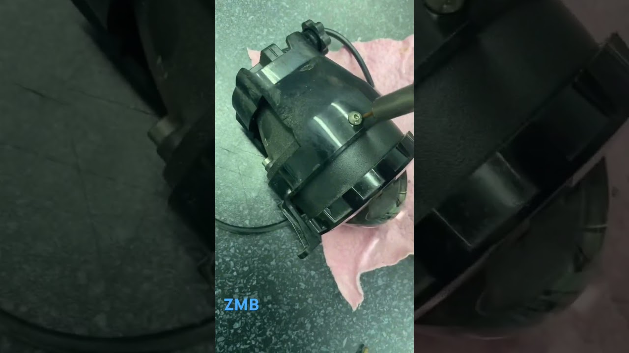 Линзованные туманки потеют ZMB на приору #приора#тонировканеприступление #автосвет