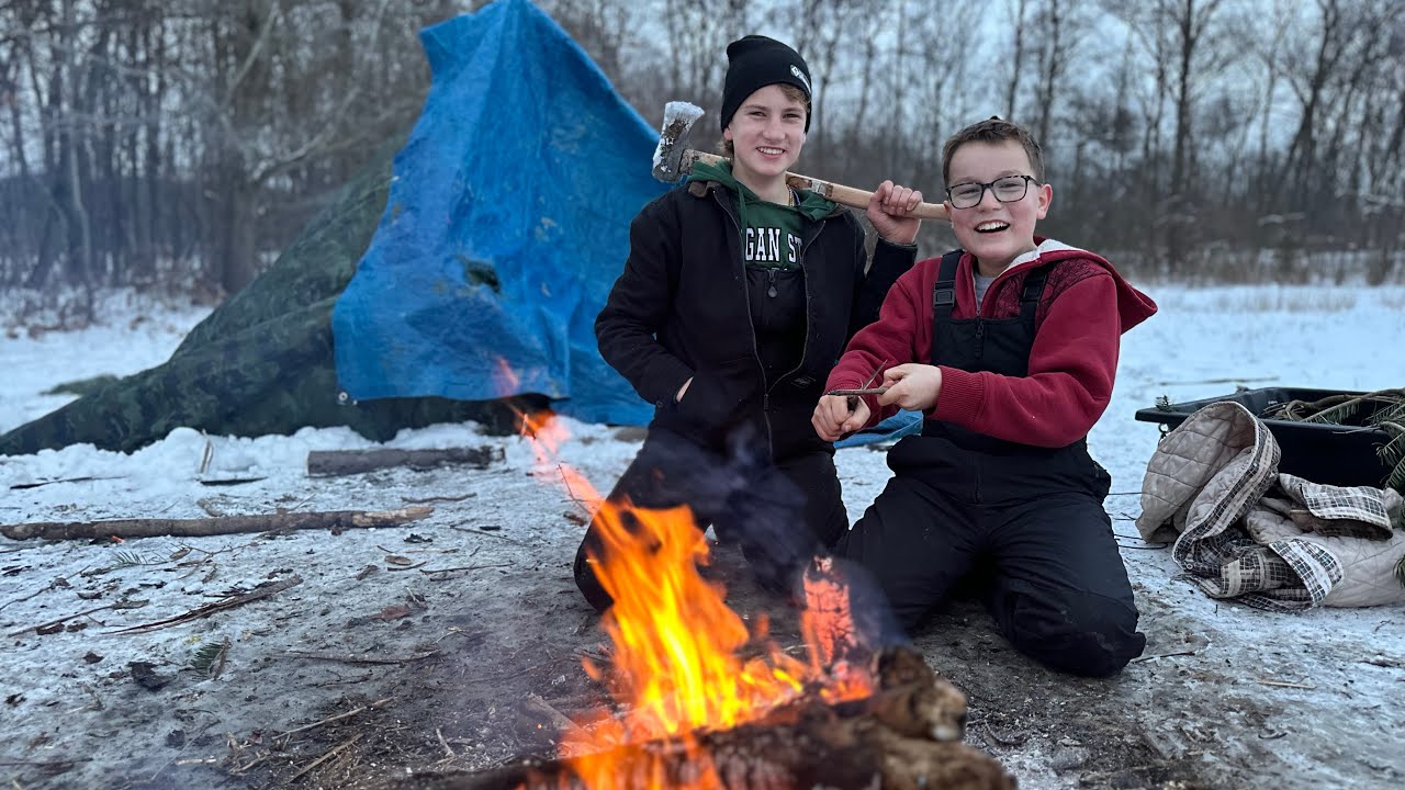 Winter Tarp Camping in Michigan: Surviving the Cold with NO Tent!
