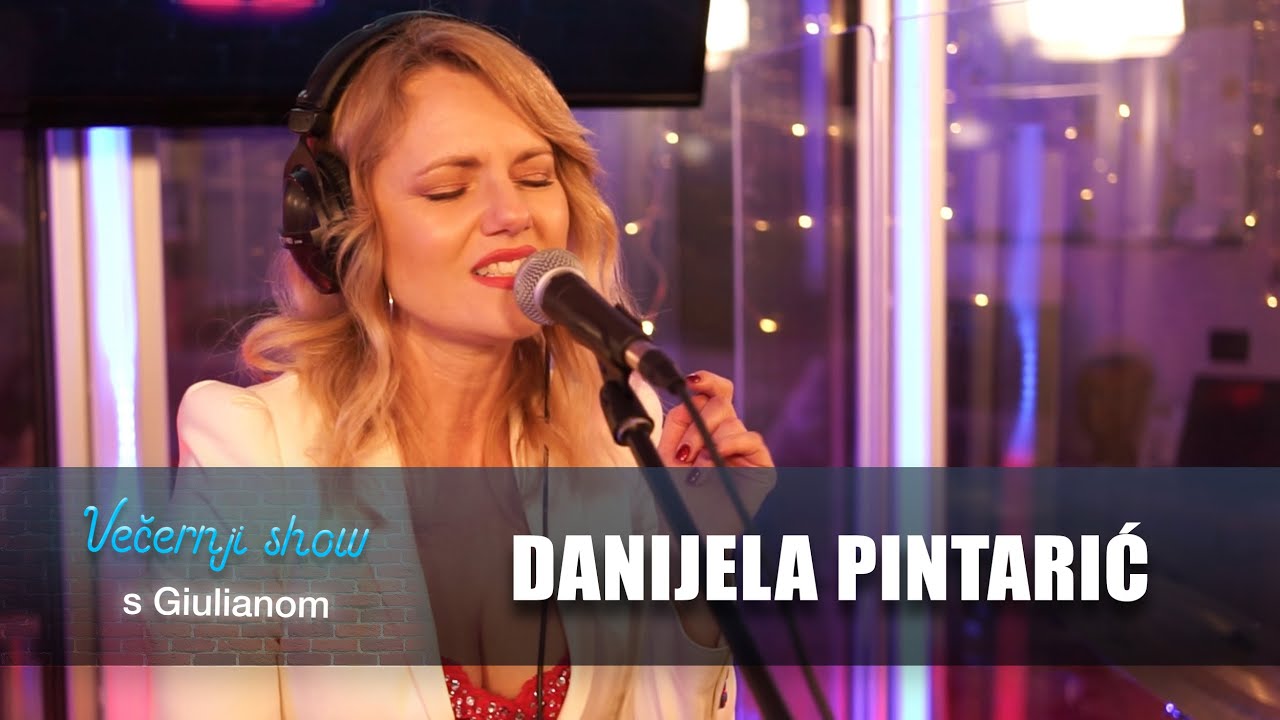 Danijela Pintarić - Santa baby [Večernji show s Giulianom]