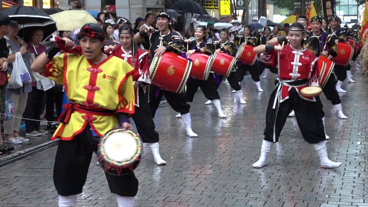昇龍祭太鼓（琉球愛歌 / モア４番街）in 新宿エイサーまつり 2017