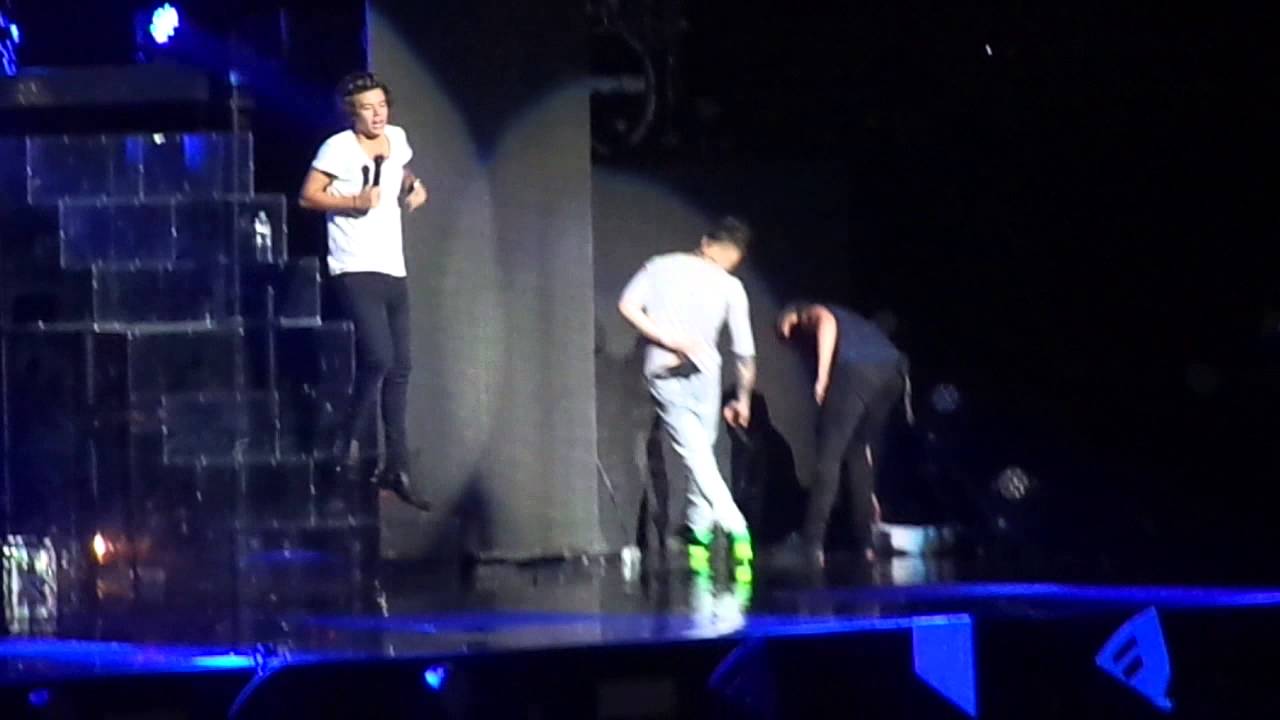 Little Things/Teenage Dirtbag - Philly 6/25/13