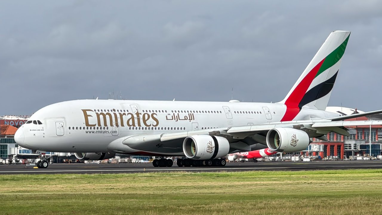 🇮🇩 DENPASAR BALI PLANE SPOTTING! Emirates Airbus A380, Qatar A350, Boeing 737, Airbus A320!