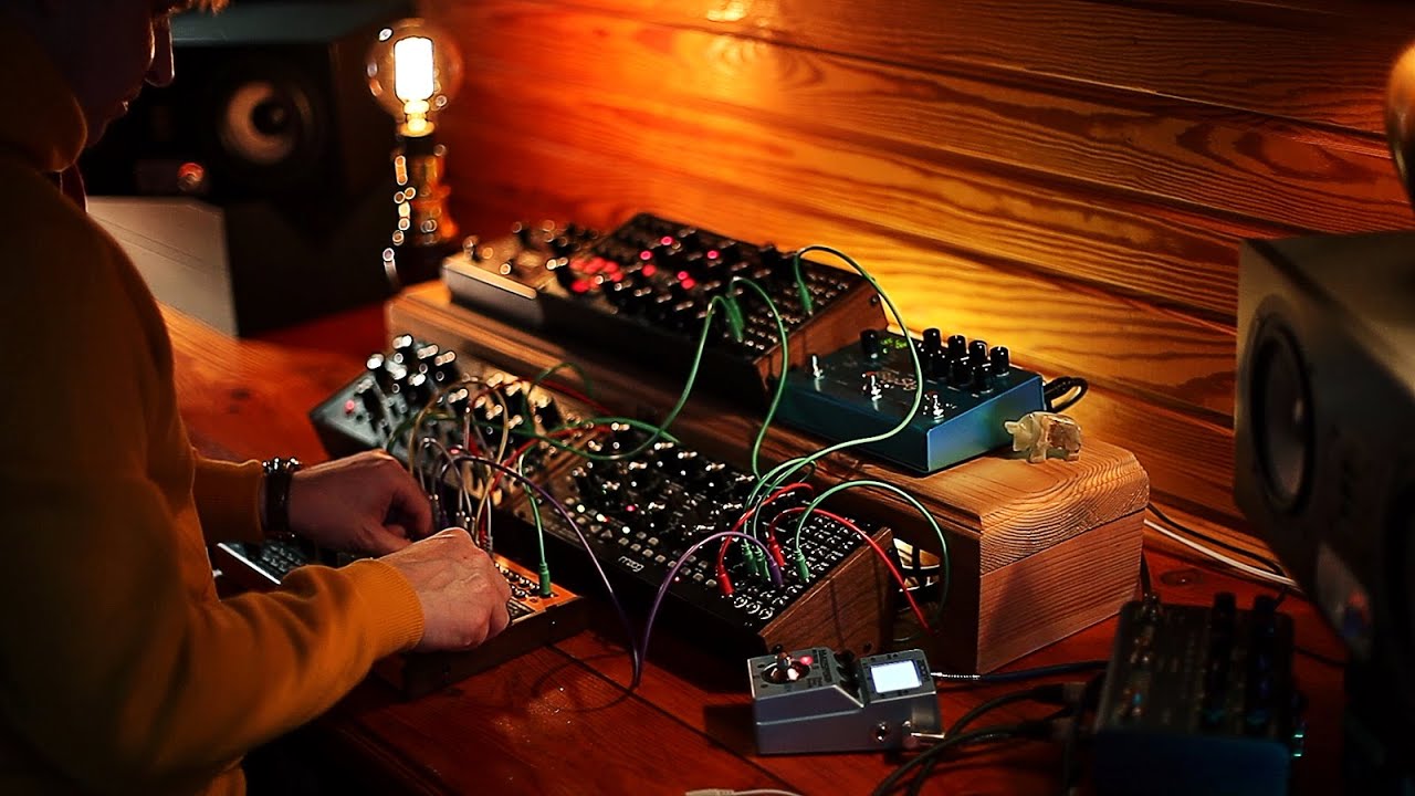 Last winter day jam with Moog Sabharmonicon, Mother32, DFAM, Crave, Strymon Timeline and BigSky