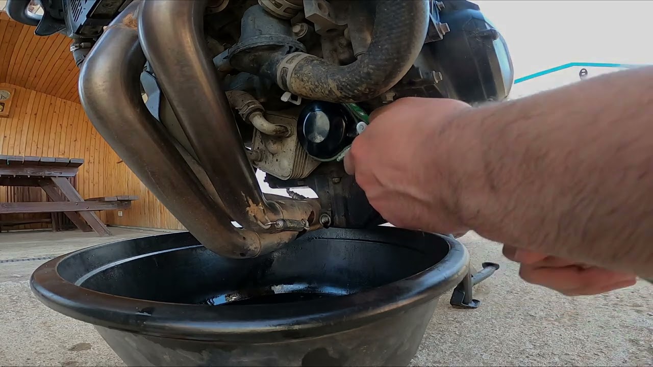 Yamaha Tracer 900 Oil & Oil Filter Change FULL GUIDE