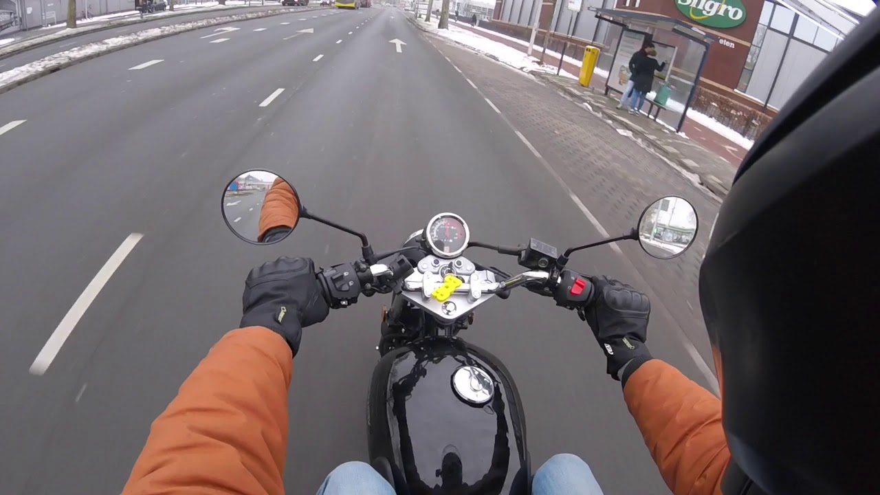 MotoMoment #9 Hanway Raw 50 ~ TOP MACHINE! ~ Spekglad Op De Weg
