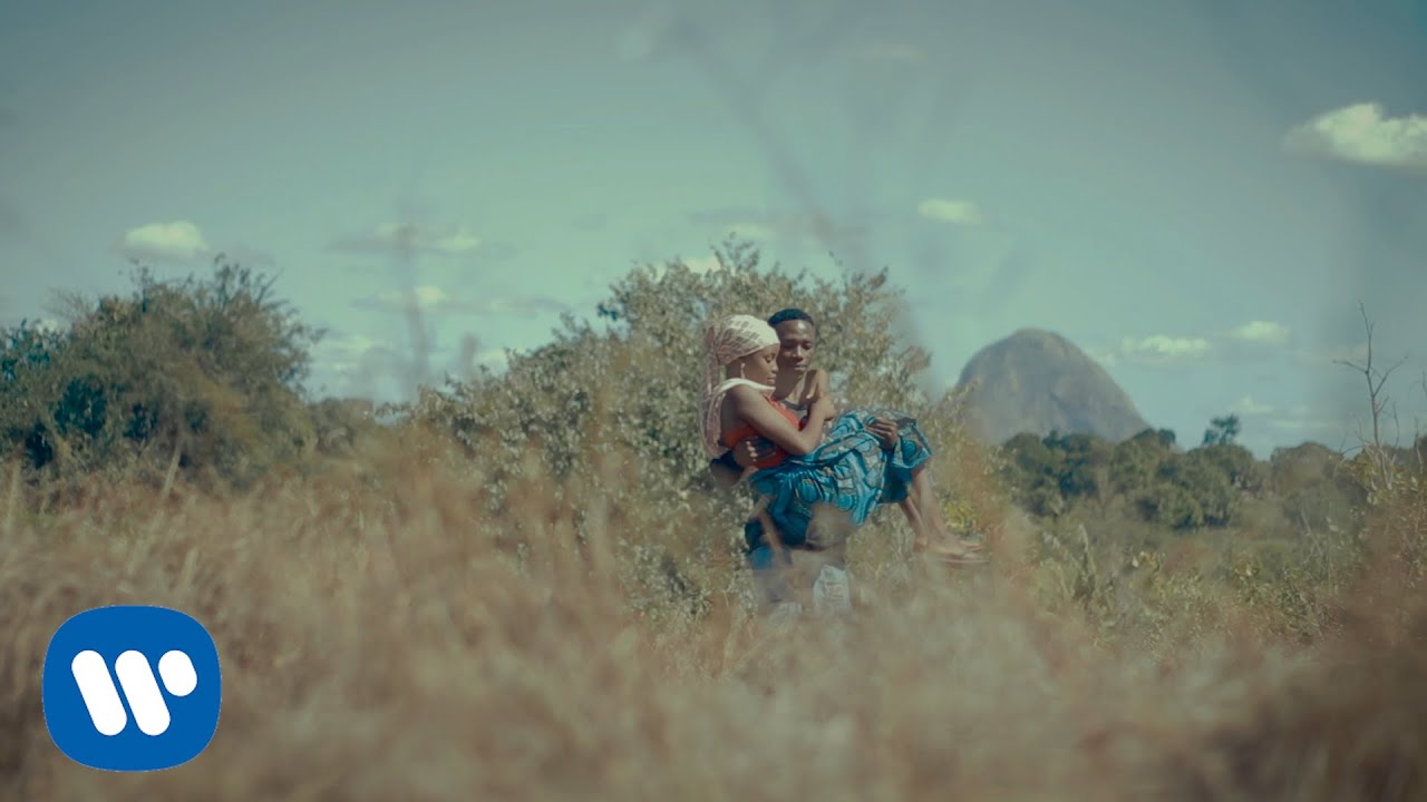 Manhica da Love - Muaraca Phole ((Maluança)) Oficial Music Video