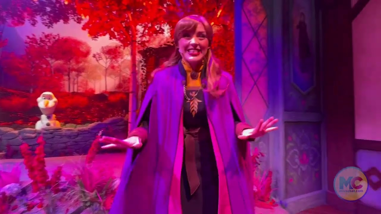 NEW Show in World of Frozen: Playhouse in the Woods