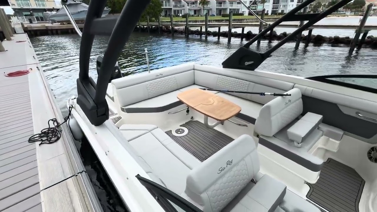 Sea Ray SDX’s 270 SDX 65 Hours & 290  SDX 60 Hours. 