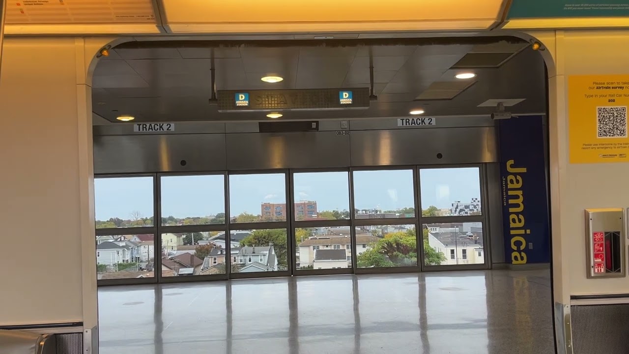 JFK AirTrain Doors Closing