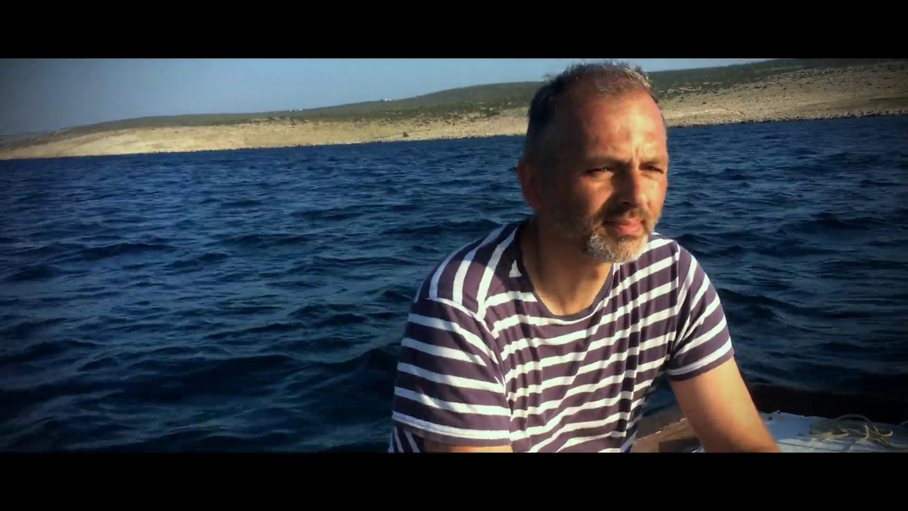 Andrija   Tri metra od mora i tri godine od tebe