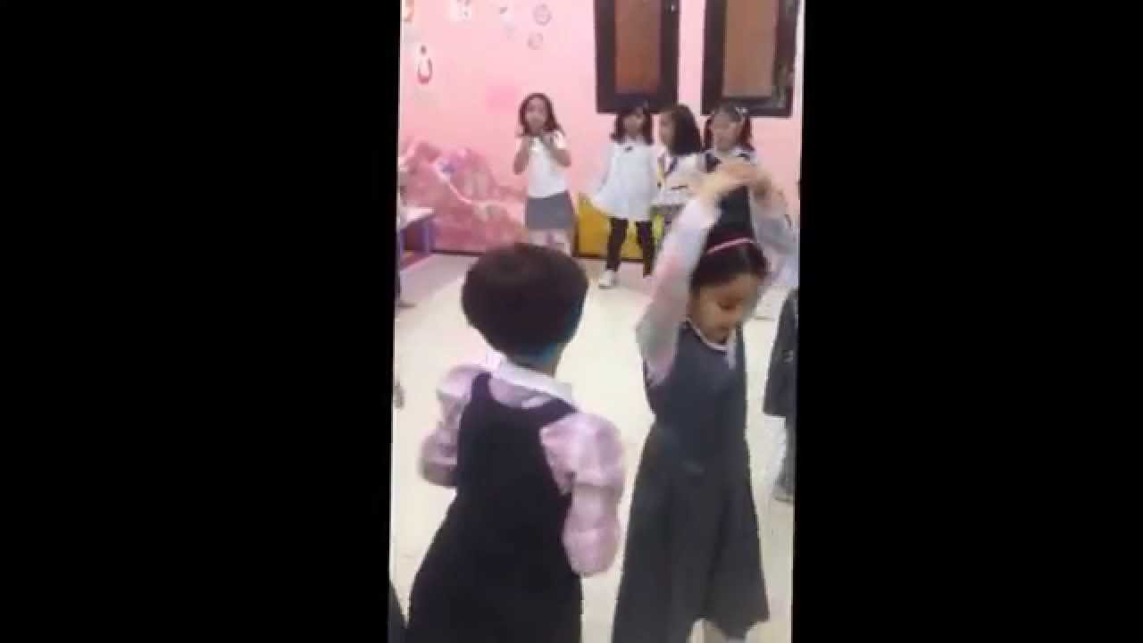فراشات روضه الشموس الأهليه برفحاء لعام 1435