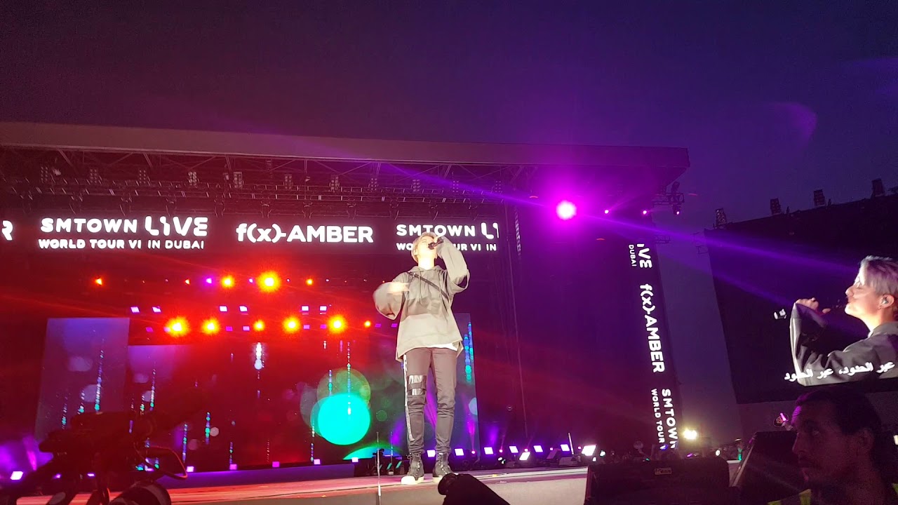 060418 SMTOWN LIVE WORLD TOUR in Dubai Amber - Borders