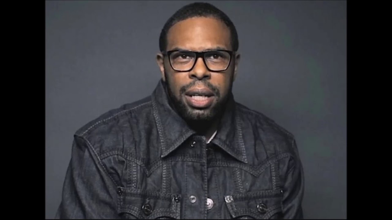 CL smooth on his beef with Trouble T-Roy, leading to Heavy D getting involved!
