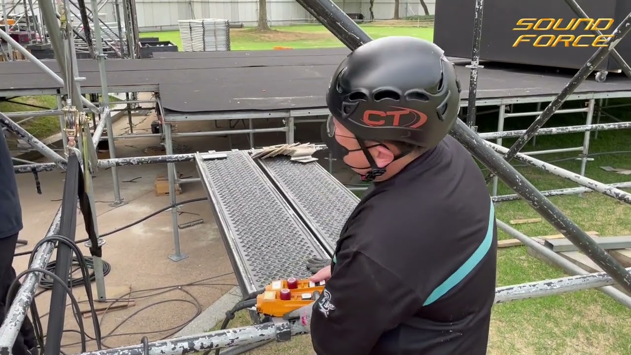 JBL VTX V25 Speaker Rigging
