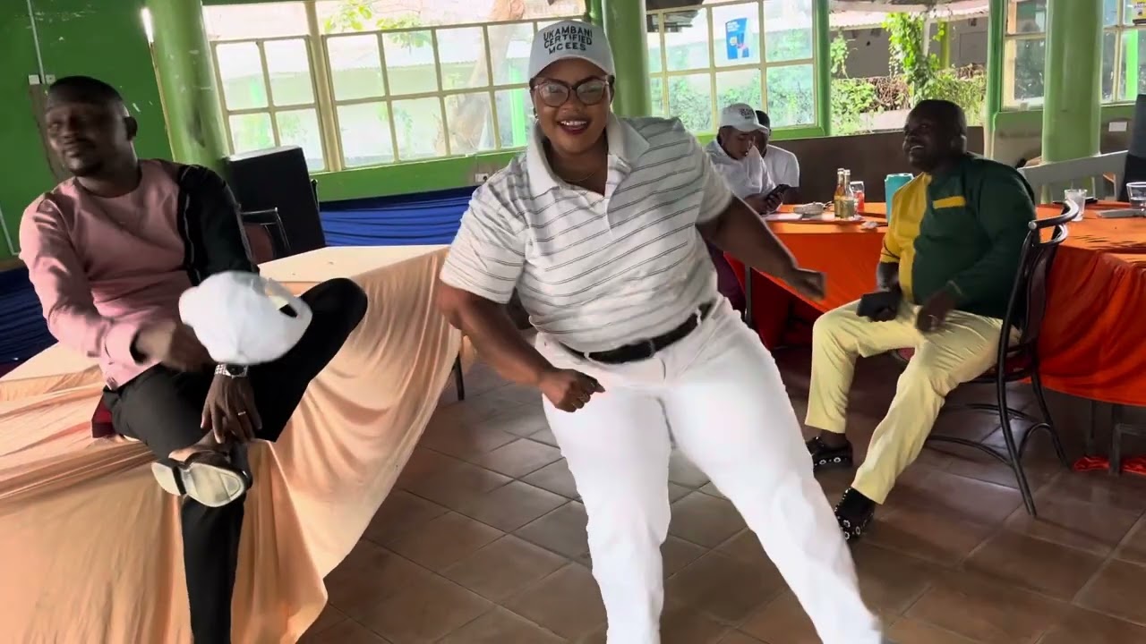 Ukambani Mcees dancing Janet Mwiitu wa Mbiti with Switmaggy