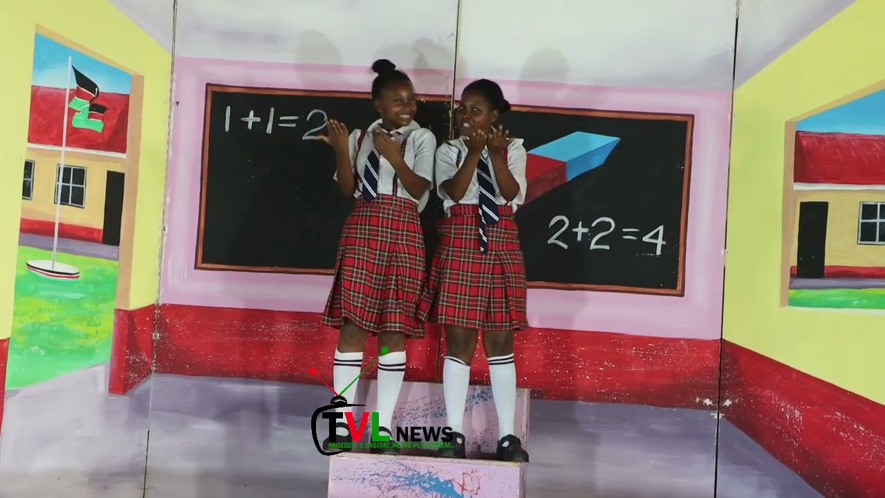 Посмотрите спектакль «ZUWENA» от старшей школы Mwaani Girls, победивший на Национальном театральн...