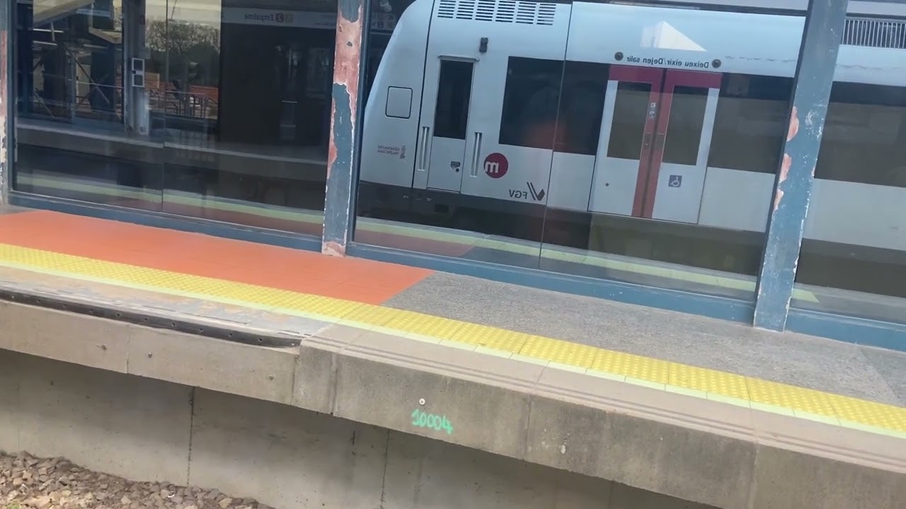 Viaje en metro desde Valencia a Bétera