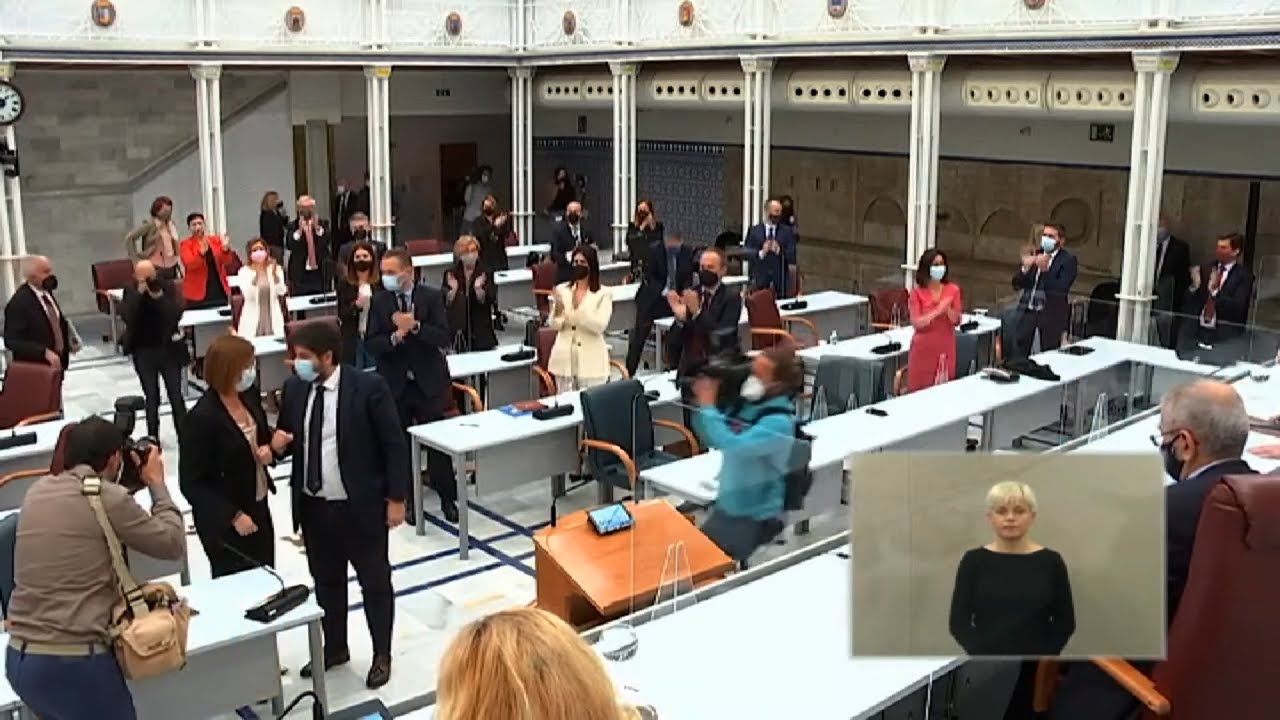 La moción de censura fracasa en Murcia gracias a los votos de los tránsfugas de Ciudadanos y Vox