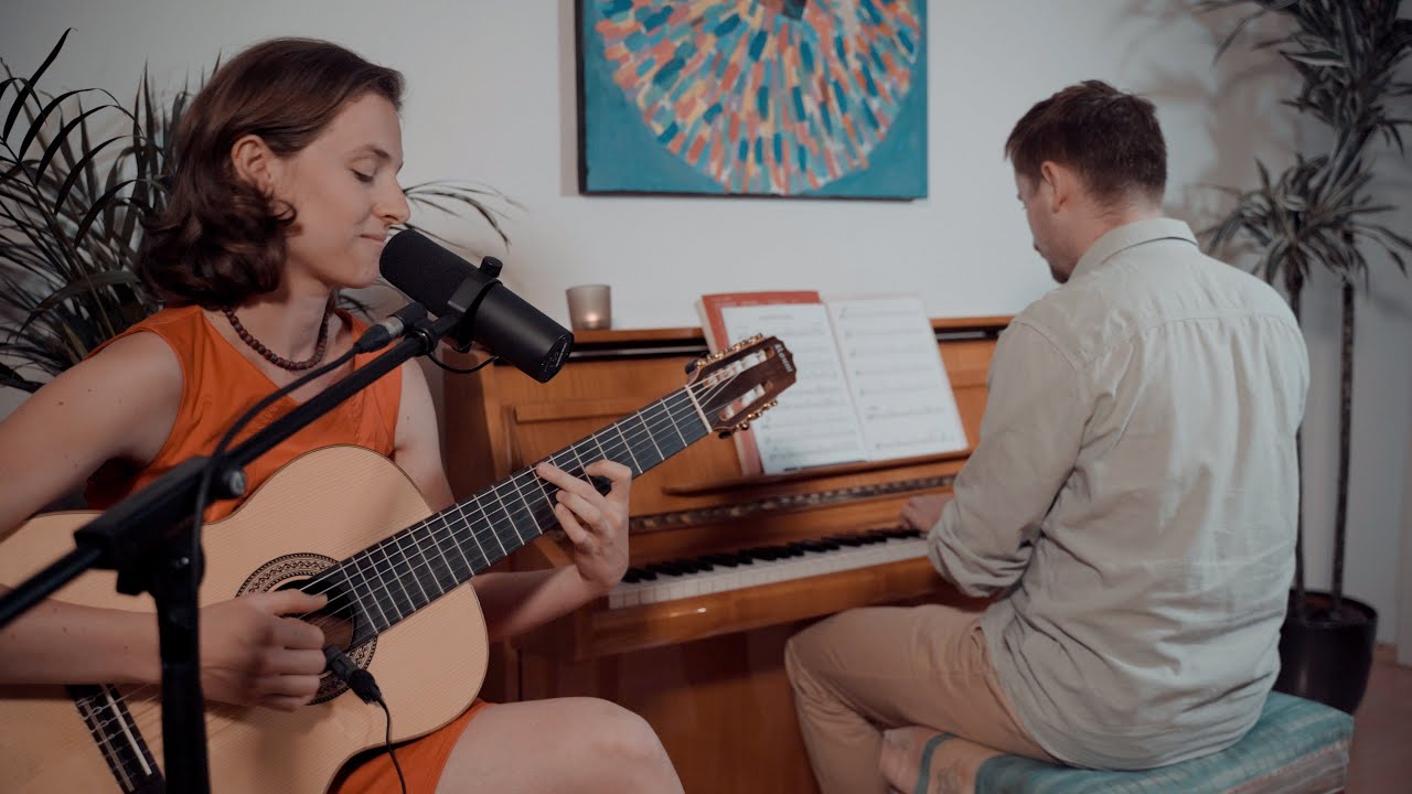 Grazie - Saudade Fez Um Samba - Living Room Session (A Tribute to João Gilberto) (Bossa Nova Cover)