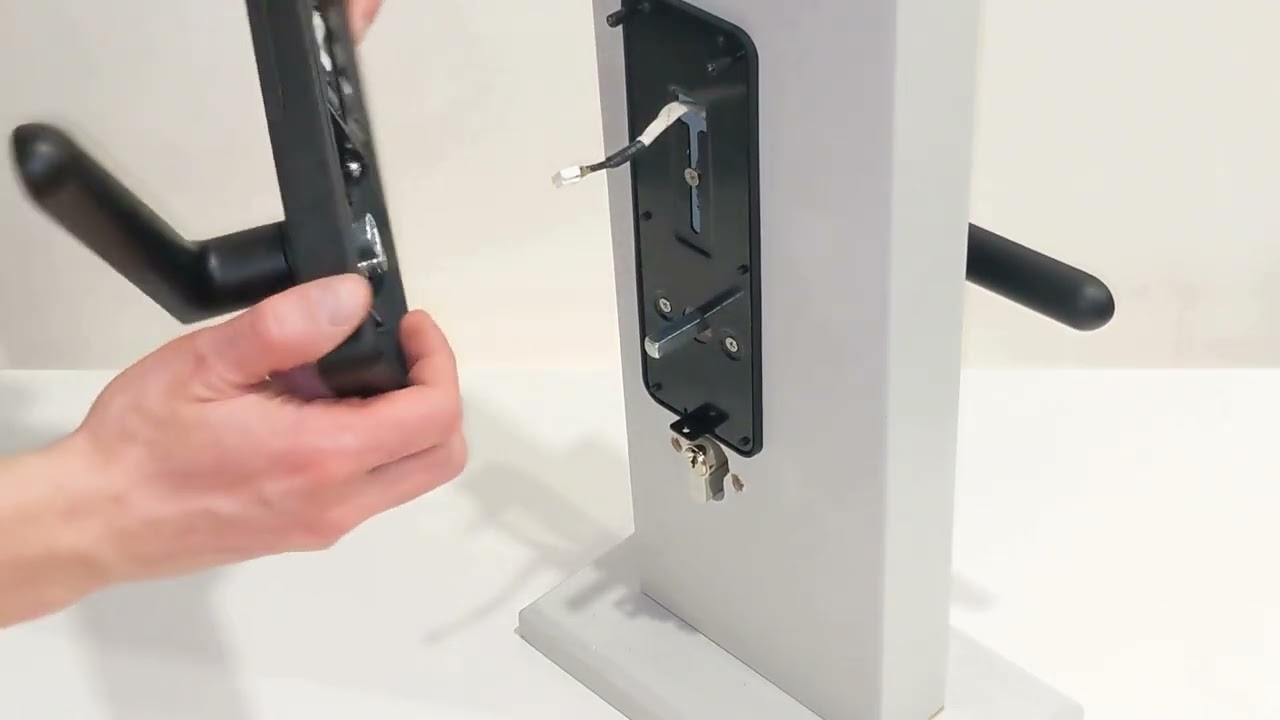 Montaż zamka Apartlock P5 🔧 Instrukcja krok po kroku