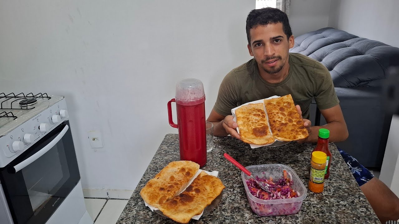 MINHA PRIMEIRA VEZ FAZENDO PASTEL