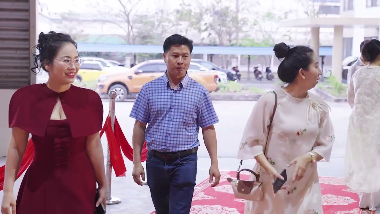 TẤT NIÊN CTY SHENG BANG & CTY BOSS