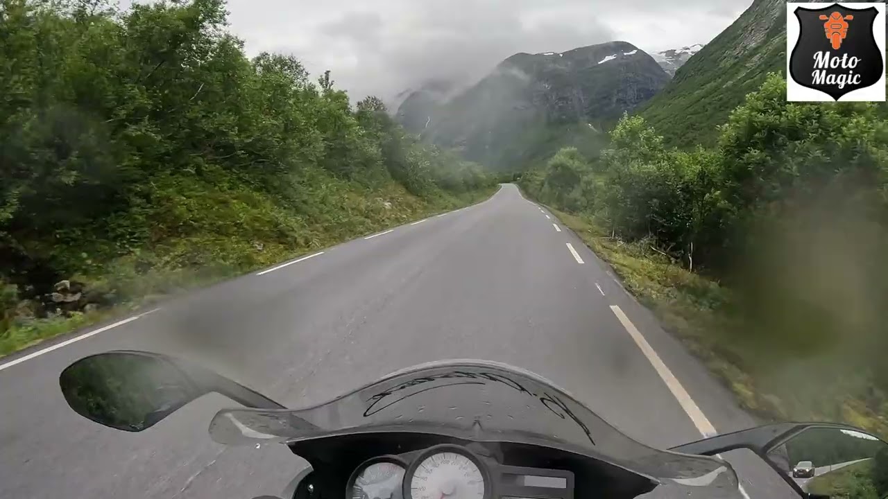 Motorradabenteuer in Norwegen: Von der Trollstigen zur Geirangerfjord